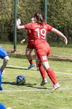 Bild 378 - F TSV Zarpen - Holstein Kiel II : Ergebnis: 2:6